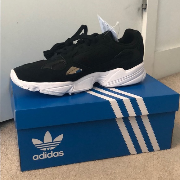 Adidas Flacon Sneakers - Picture 1 of 3